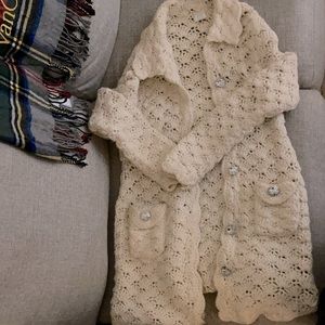 Boutique white jacket or cardigan